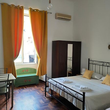 Napoli Centro Casa Annina Close To Toledo St Ngoại thất bức ảnh