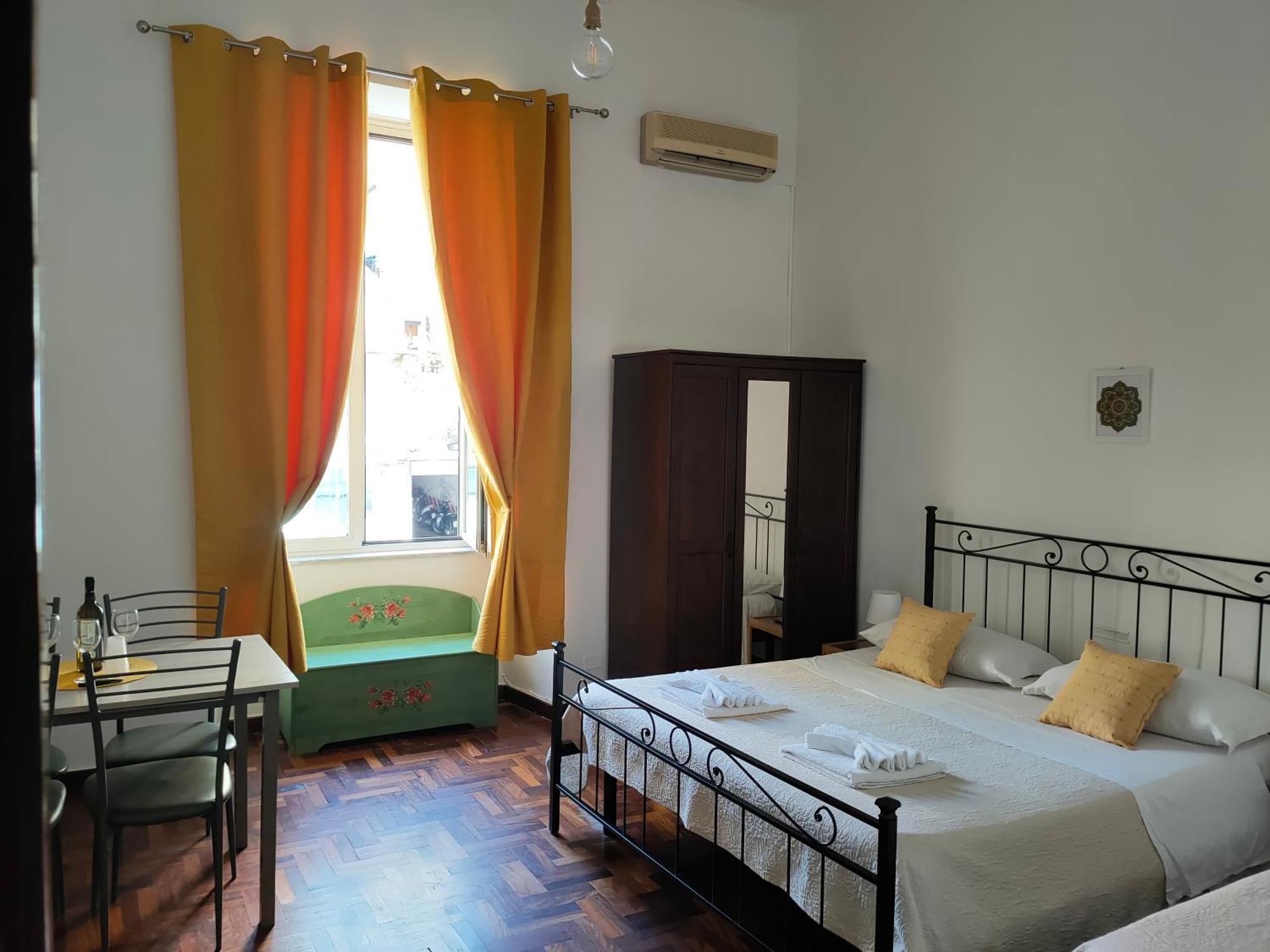 Napoli Centro Casa Annina Close To Toledo St Ngoại thất bức ảnh
