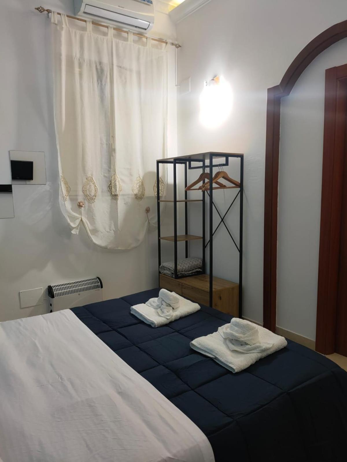 Napoli Centro Casa Annina Close To Toledo St Ngoại thất bức ảnh