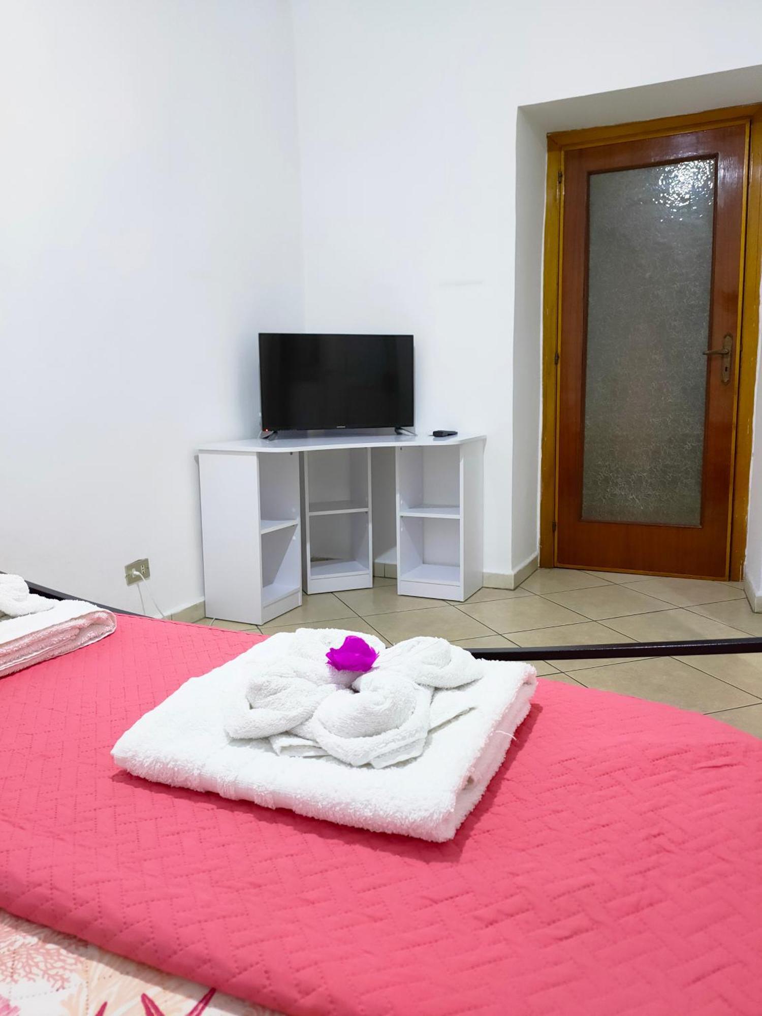 Napoli Centro Casa Annina Close To Toledo St Ngoại thất bức ảnh