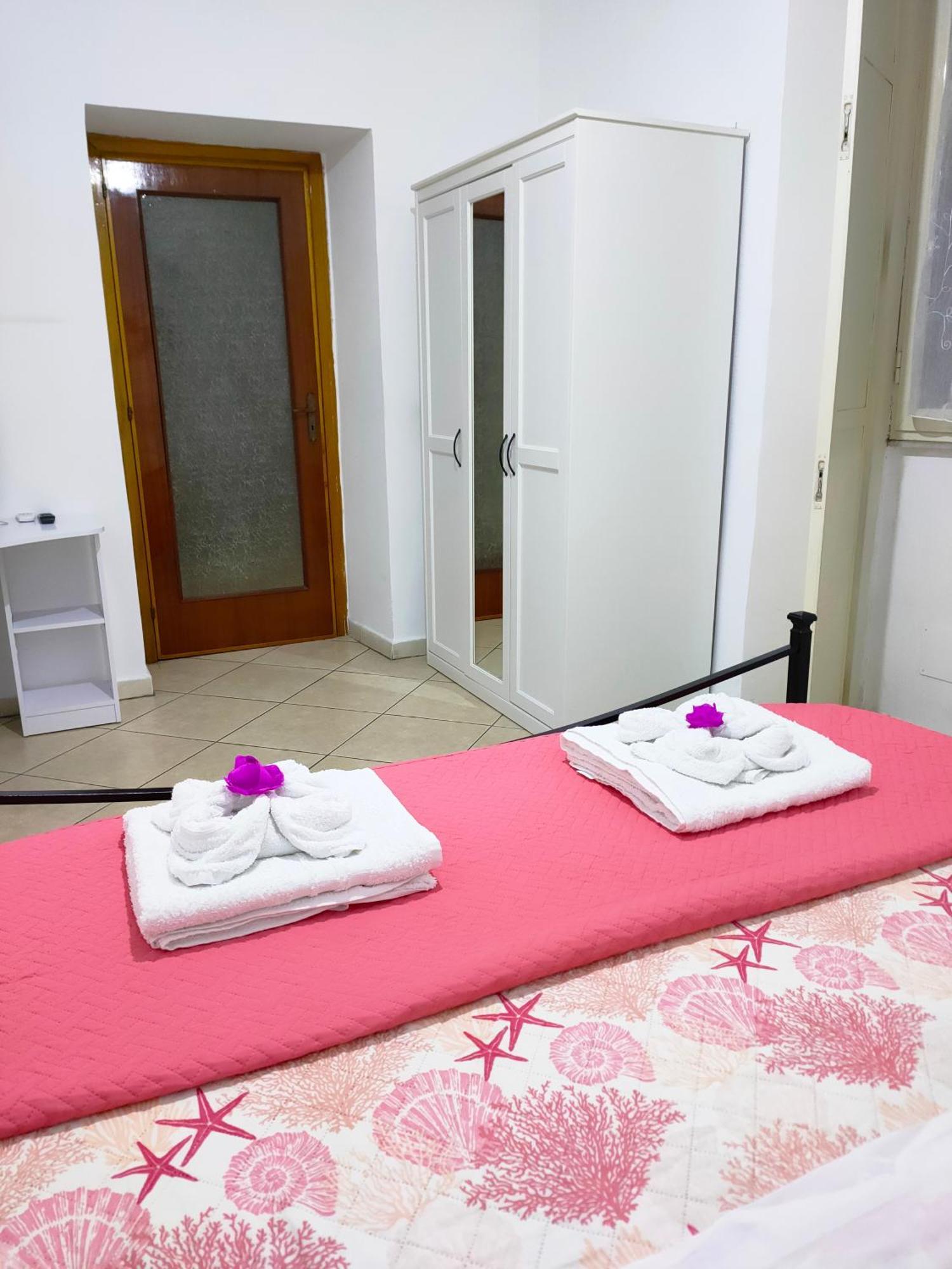 Napoli Centro Casa Annina Close To Toledo St Ngoại thất bức ảnh