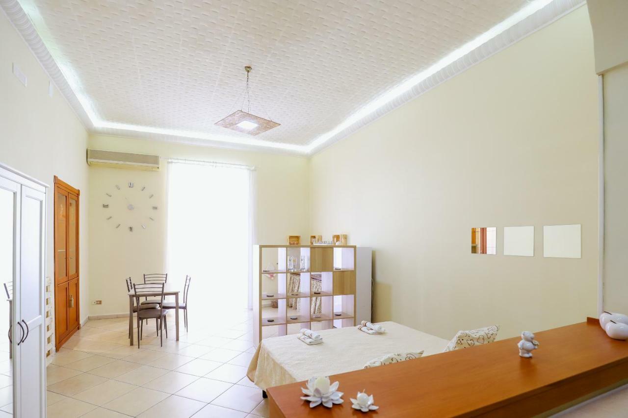 Napoli Centro Casa Annina Close To Toledo St Ngoại thất bức ảnh