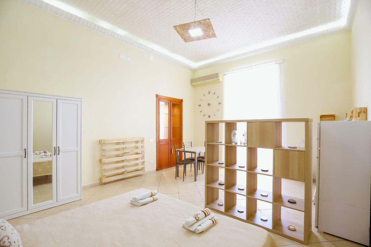 Napoli Centro Casa Annina Close To Toledo St Ngoại thất bức ảnh